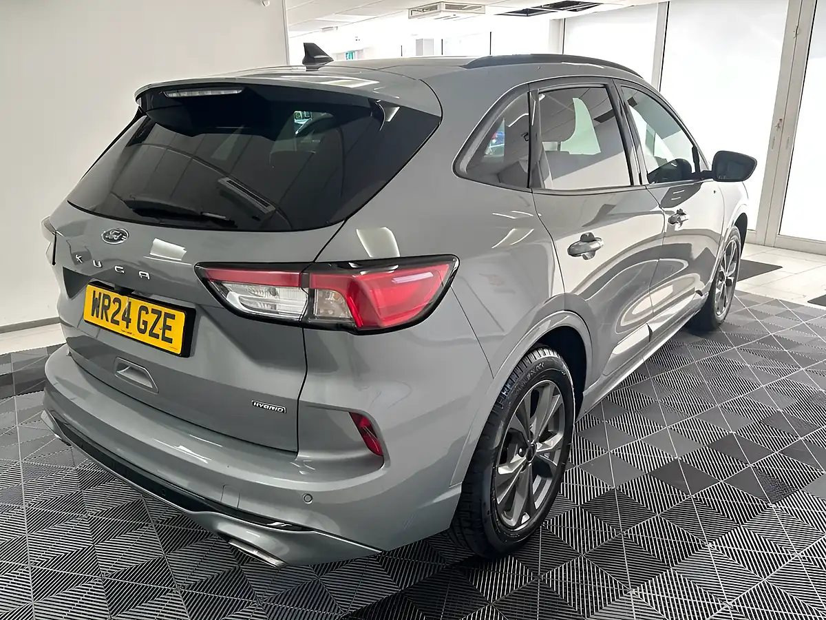 Used 2024 Ford Kuga ST-Line Edition Silver - Interior and Exterior details 5