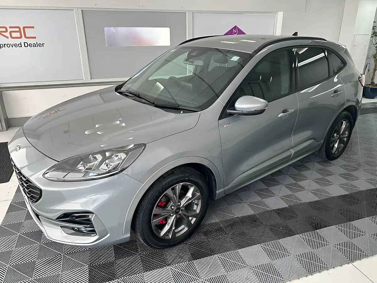 Used 2024 Ford Kuga ST-Line Edition Silver - Interior and Exterior details 8
