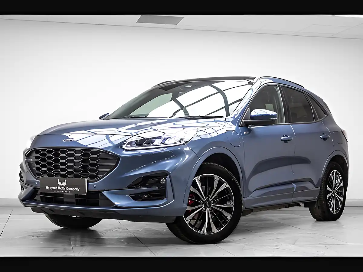Used 2024 Ford Kuga ST-Line X Edition Blue - Front View