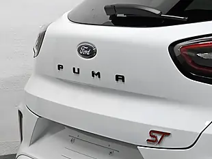 Used 2024 Ford Puma ST Frozen White - Interior and Exterior details 10