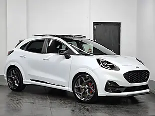 Used 2024 Ford Puma ST Frozen White - Interior and Exterior details 5