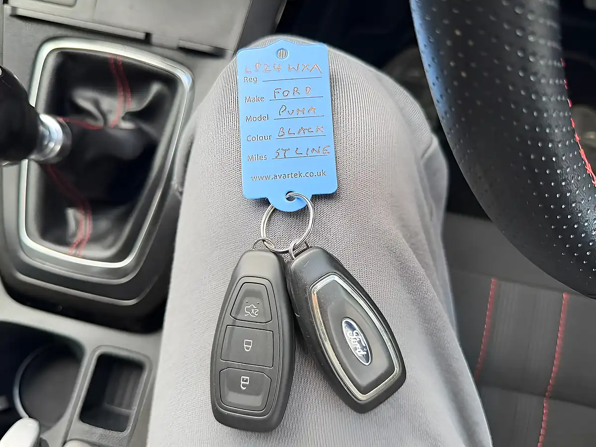 Used 2024 Ford Puma ST-Line Black - Interior and Exterior details 10