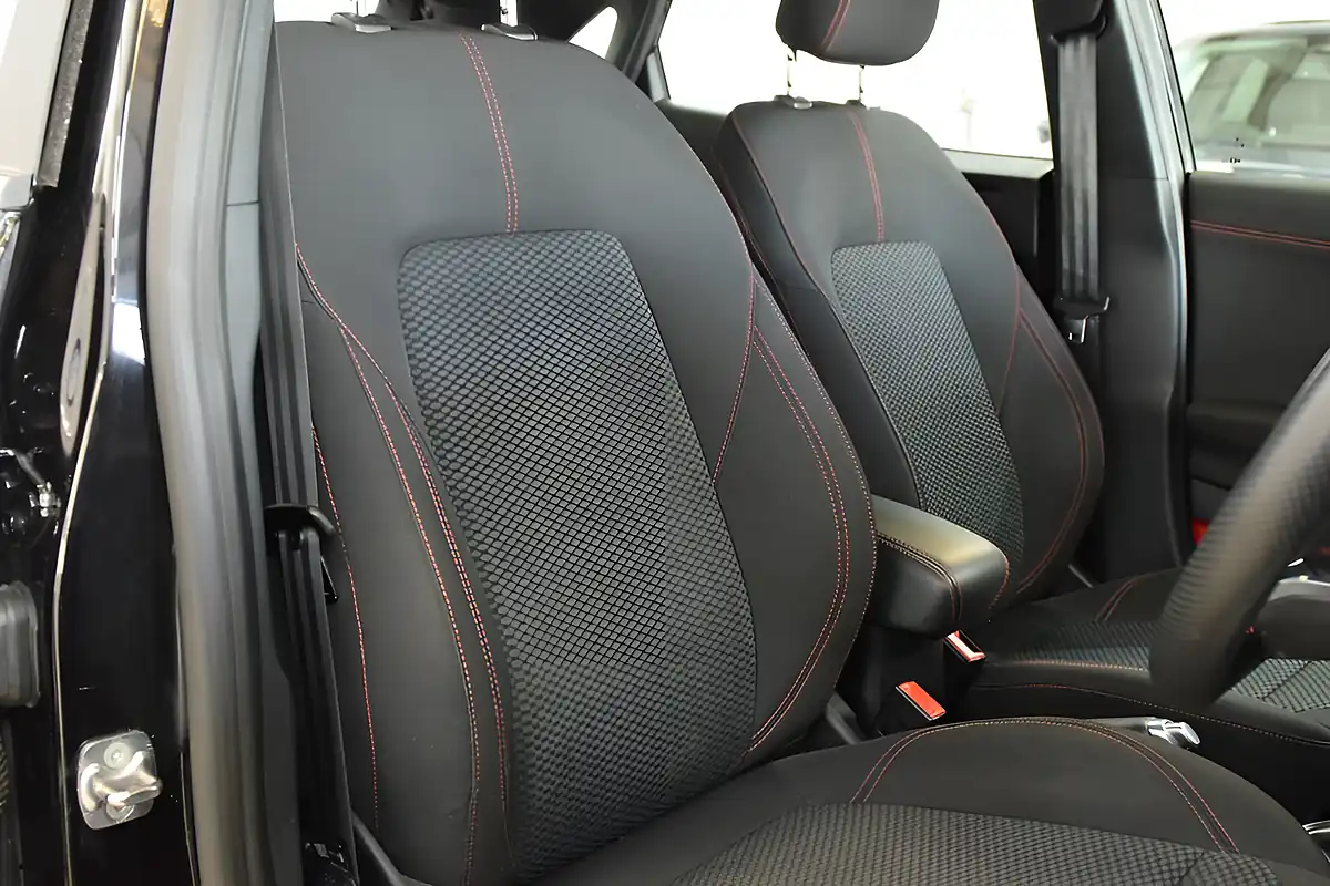 Used 2024 Ford Puma ST-Line Black - Interior and Exterior details 13