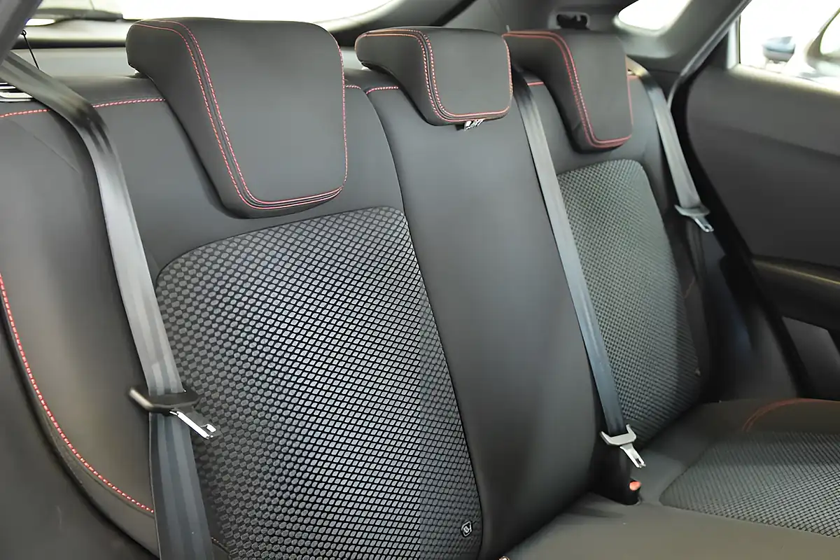 Used 2024 Ford Puma ST-Line Black - Interior and Exterior details 14