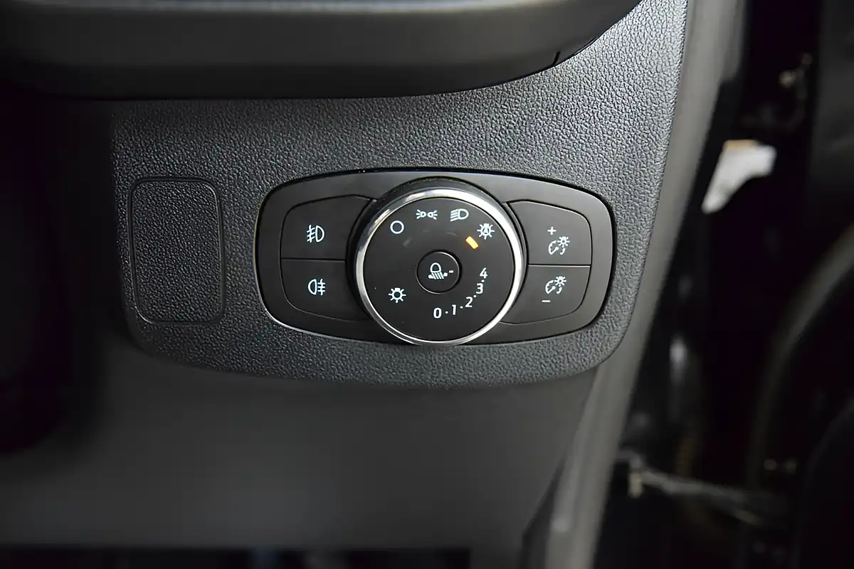 Used 2024 Ford Puma ST-Line Black - Interior and Exterior details 17