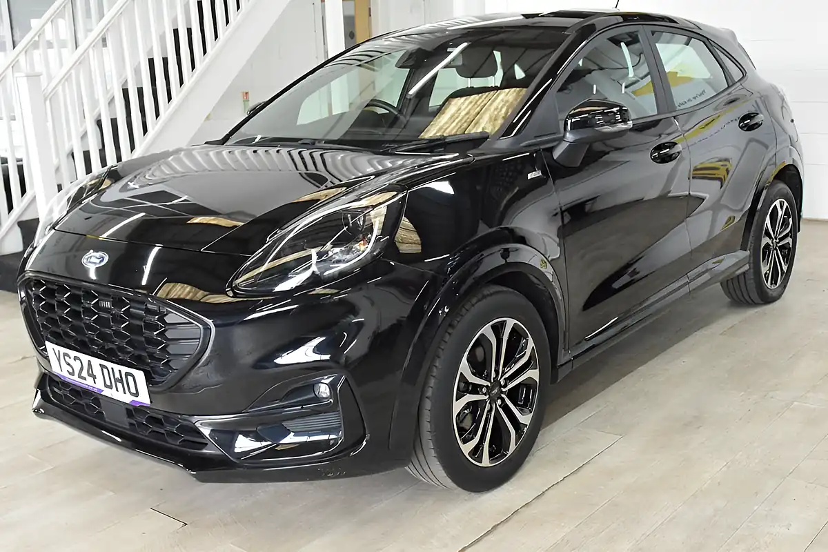 Used 2024 Ford Puma ST-Line Black - Interior and Exterior details 3