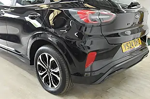 Used 2024 Ford Puma ST-Line Black - Interior and Exterior details 7