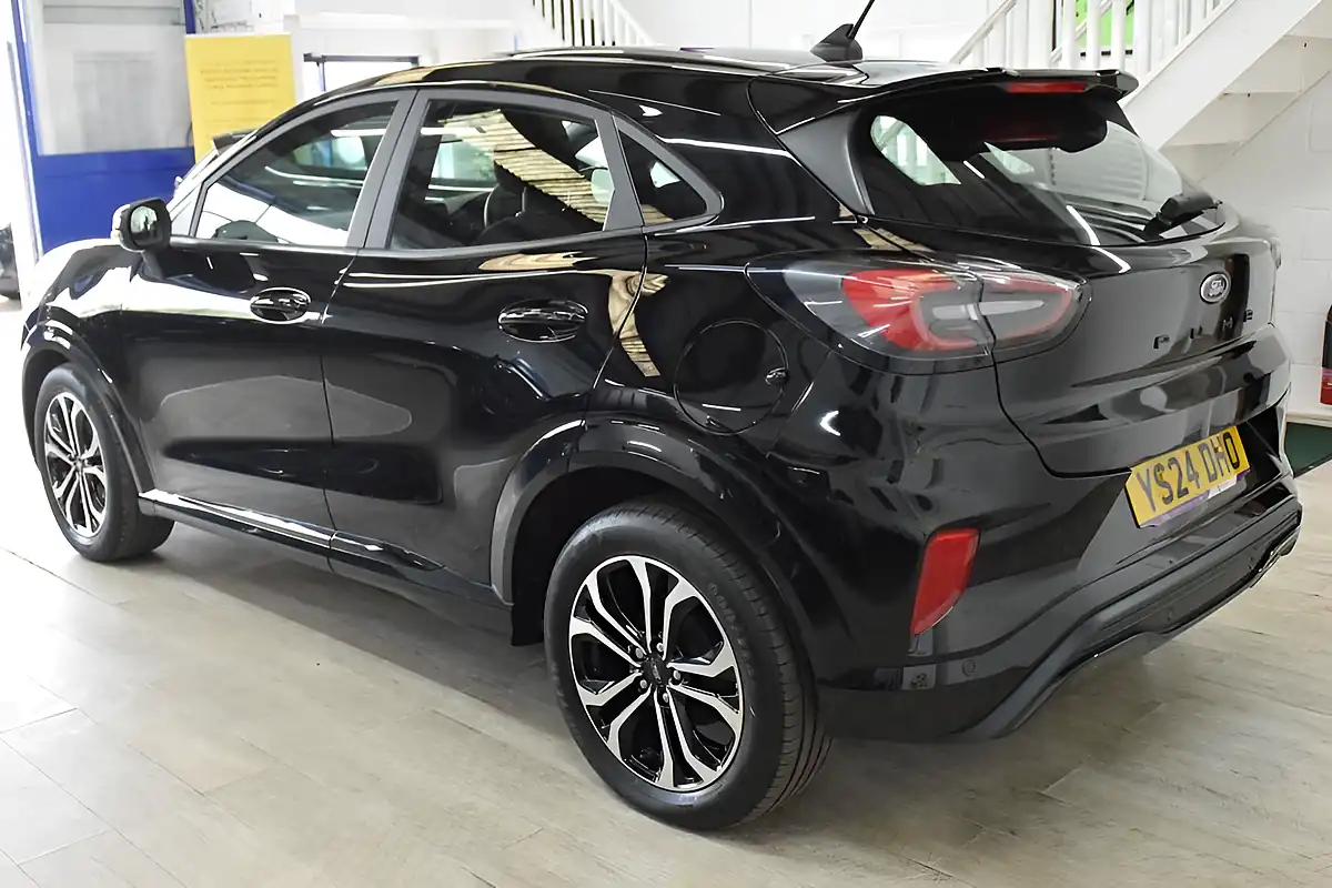 Used 2024 Ford Puma ST-Line Black - Interior and Exterior details 8