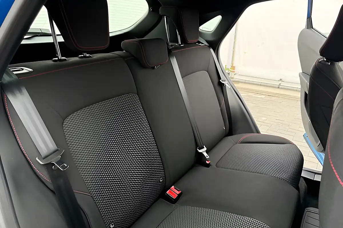 Used 2024 Ford Puma ST-Line Blue - Interior and Exterior details 10