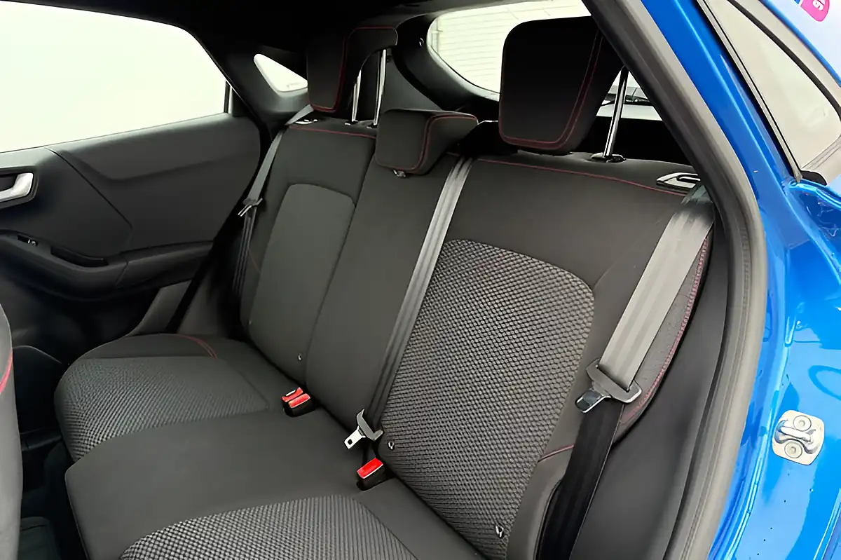 Used 2024 Ford Puma ST-Line Blue - Interior and Exterior details 12