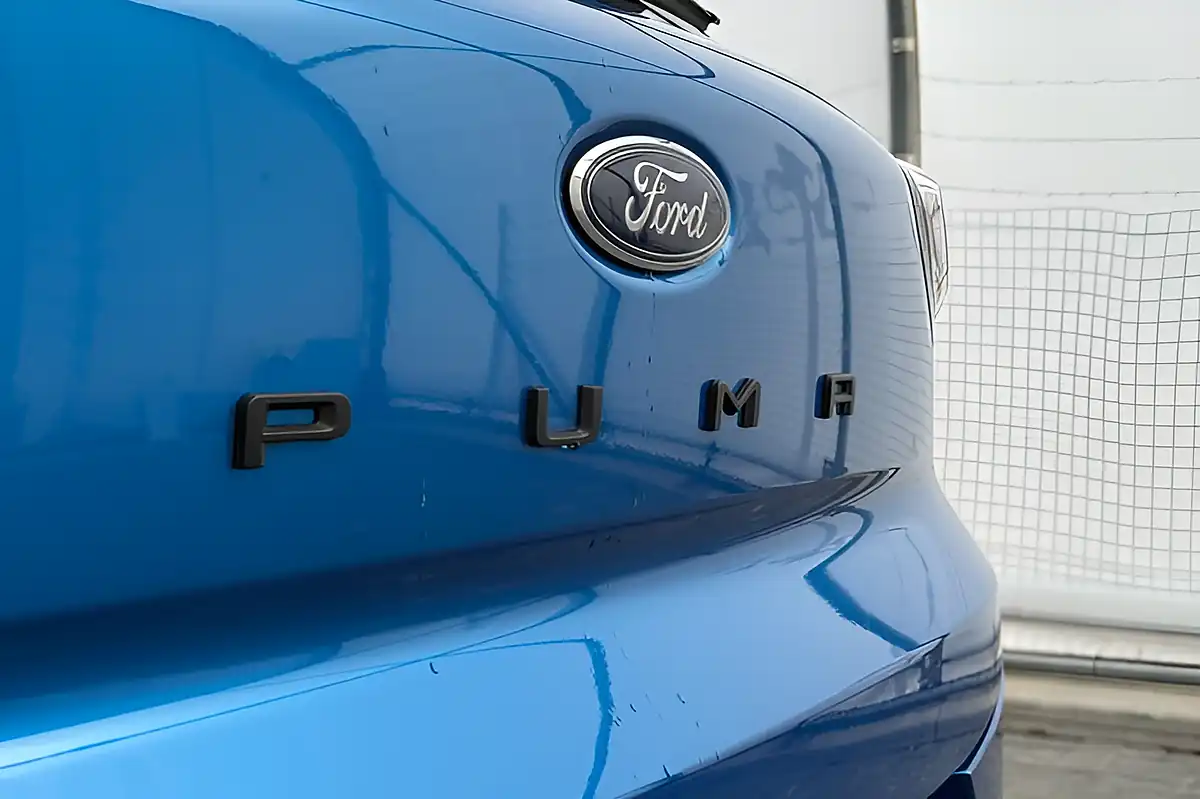 Used 2024 Ford Puma ST-Line Blue - Interior and Exterior details 20