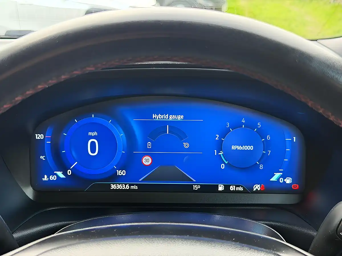 Used 2024 Ford Puma ST-Line Blue - Interior and Exterior details 15