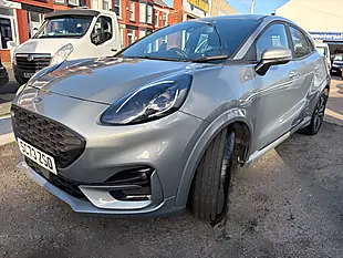 Used 2024 Ford Puma ST-Line Silver - Interior and Exterior details 3