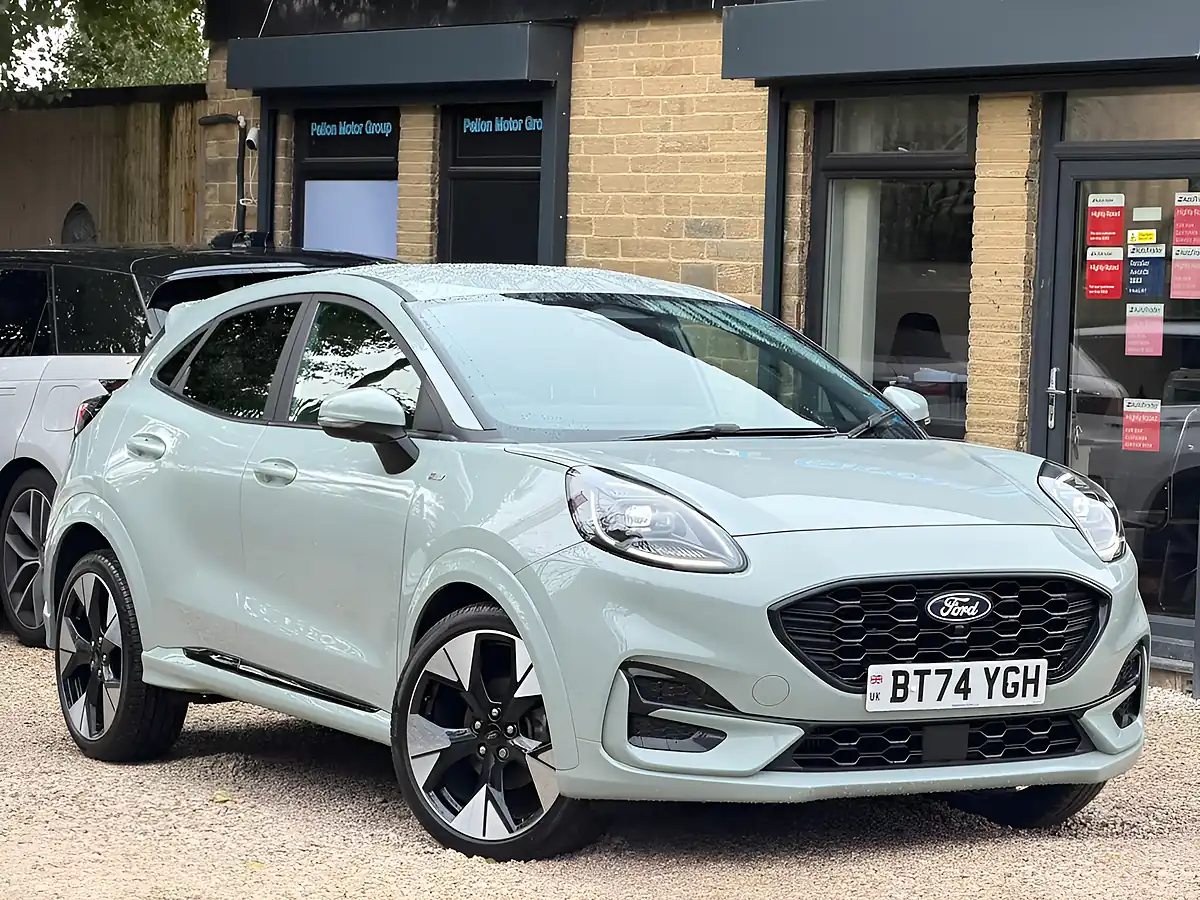 Used 2024 Ford Puma ST-Line X Grey - Interior and Exterior details 3