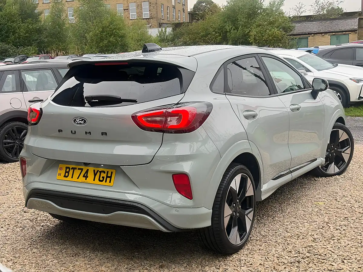 Used 2024 Ford Puma ST-Line X Grey - Interior and Exterior details 5