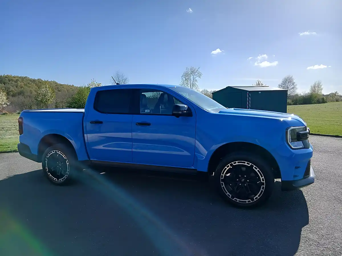 Used 2024 Ford Ranger Ms-Rt Blue - Interior and Exterior details 6