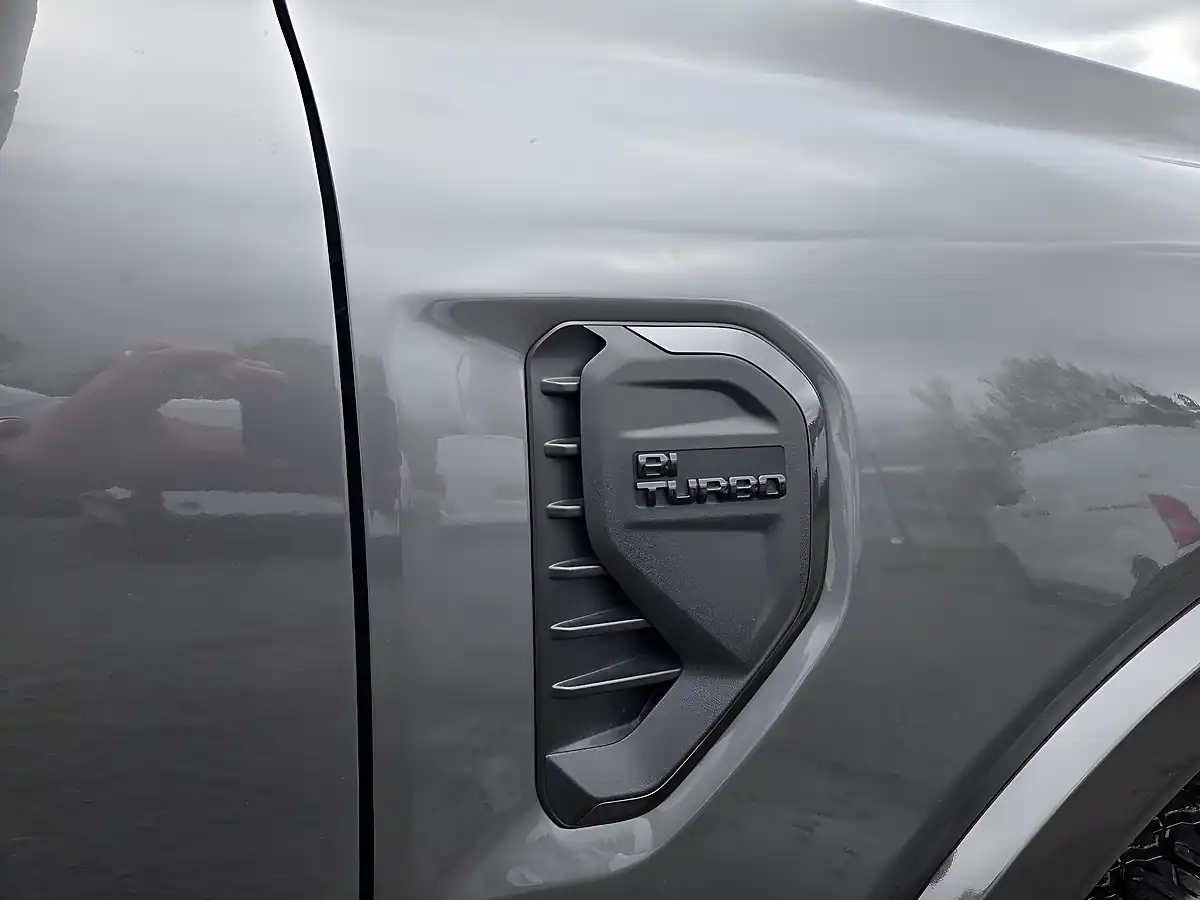 Used 2024 Ford Ranger Tremor Grey - Interior and Exterior details 16
