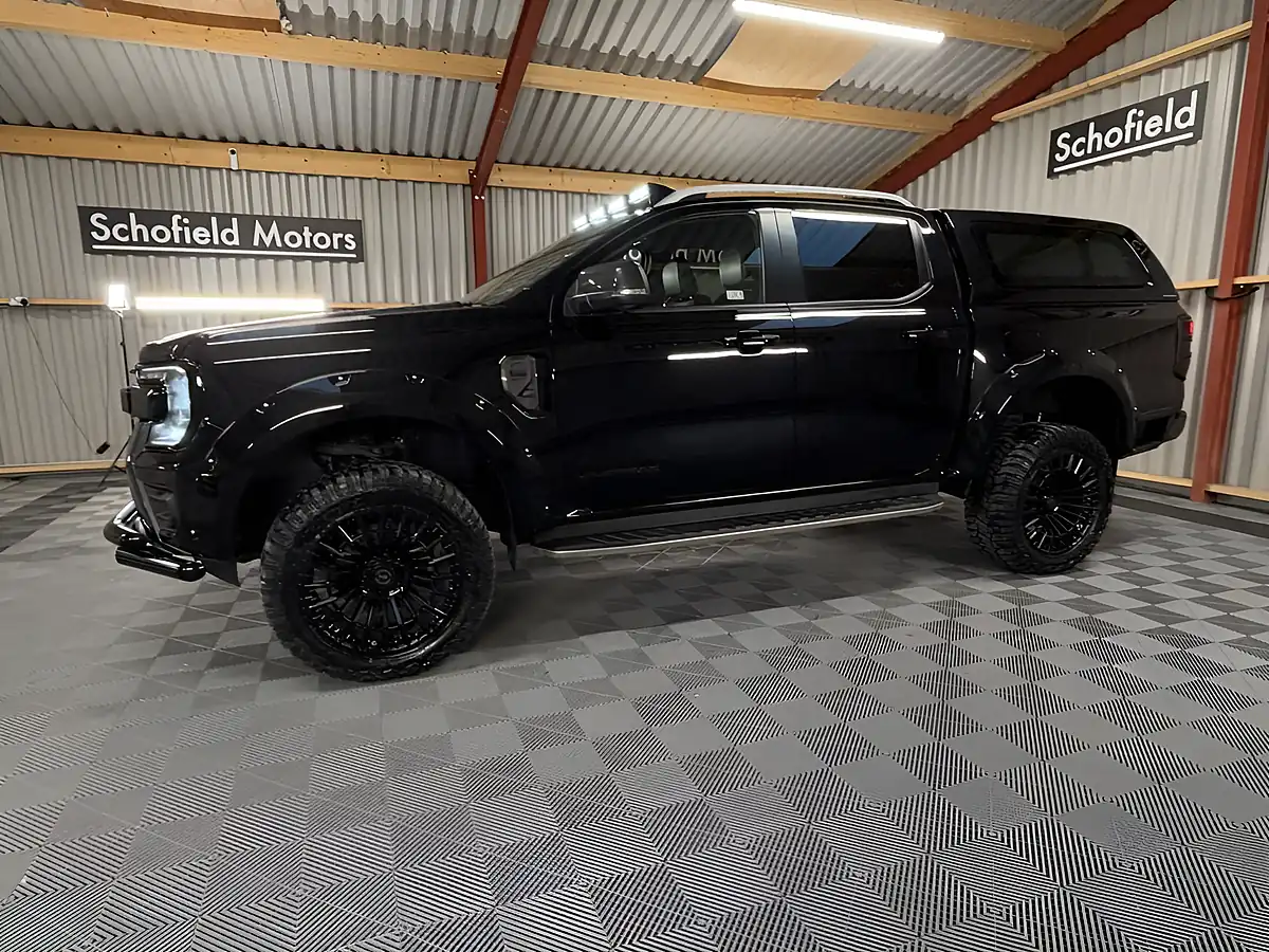 Used 2024 Ford Ranger Wildtrak Black - Interior and Exterior details 13