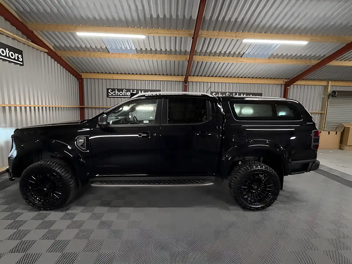 Used 2024 Ford Ranger Wildtrak Black - Interior and Exterior details 19