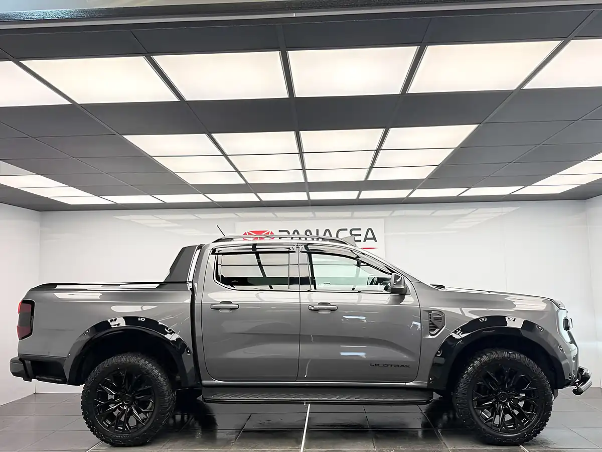 Used 2024 Ford Ranger Wildtrak Grey - Interior and Exterior details 5