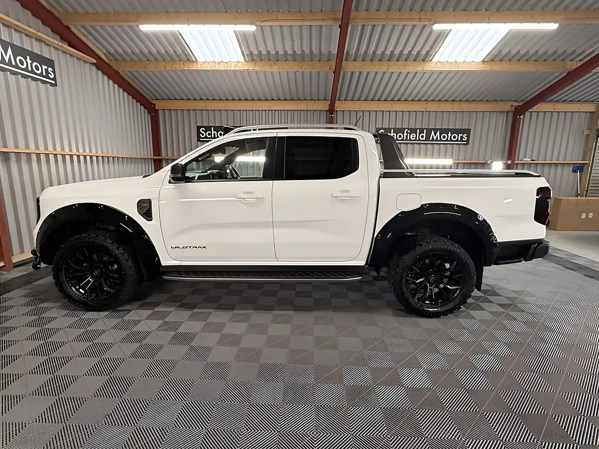 Used 2024 Ford Ranger Wildtrak White - Interior and Exterior details 19