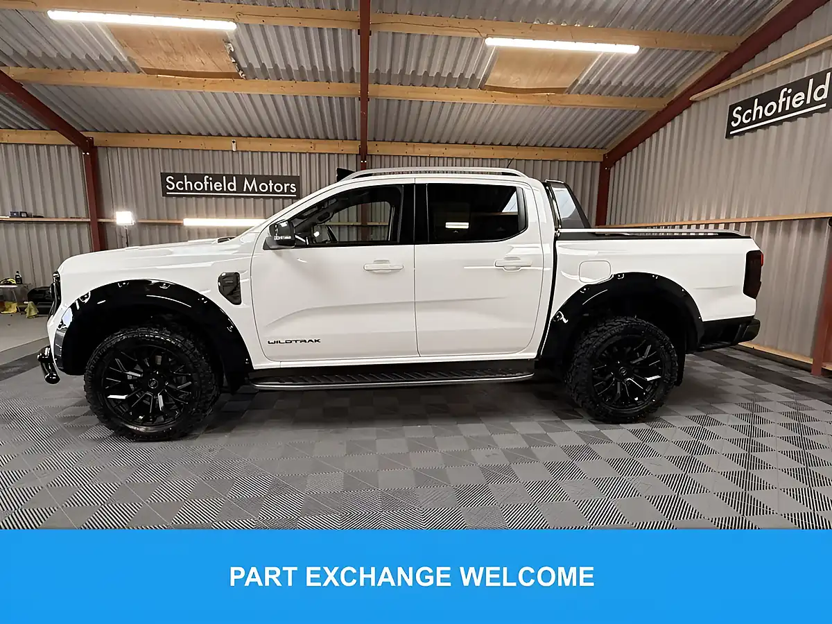 Used 2024 Ford Ranger Wildtrak White - Interior and Exterior details 5