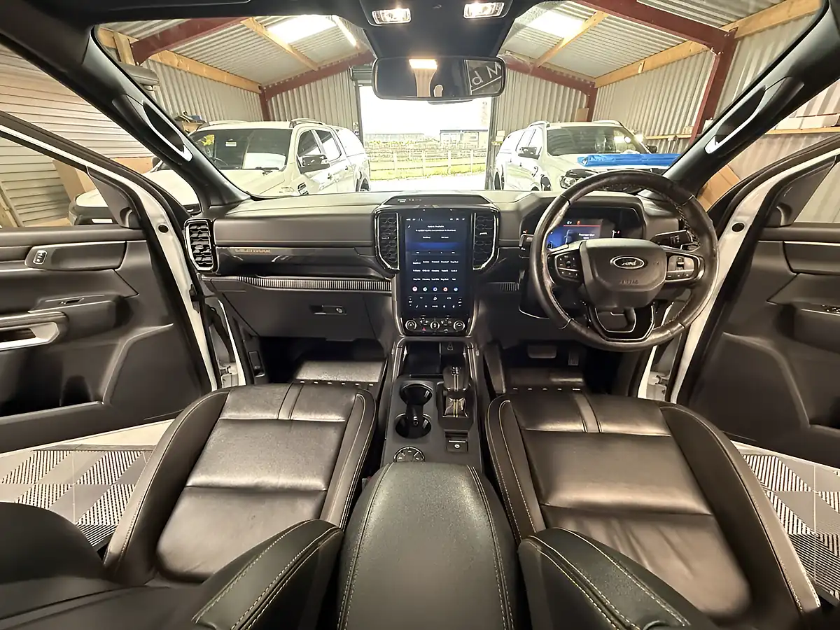 Used 2024 Ford Ranger Wildtrak White - Interior and Exterior details 7
