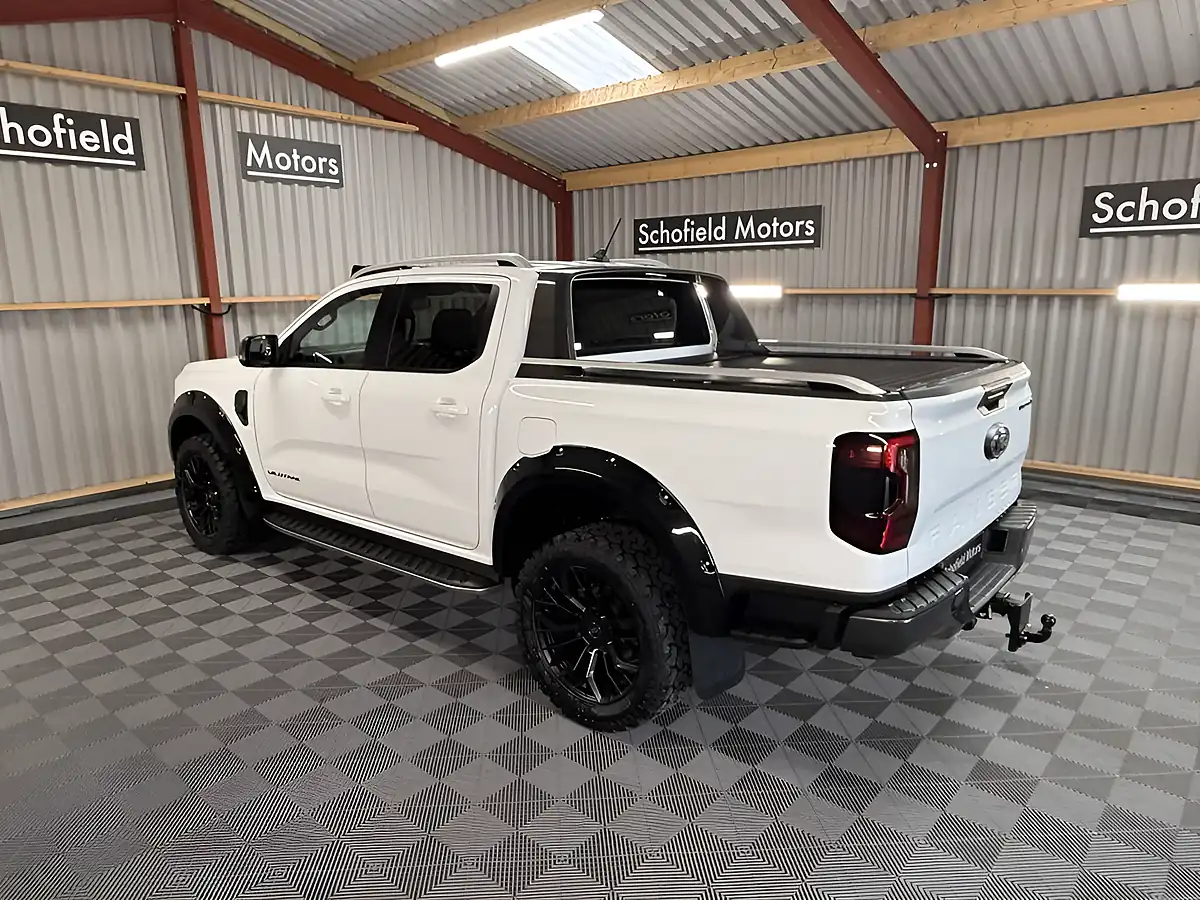 Used 2024 Ford Ranger Wildtrak White - Interior and Exterior details 9