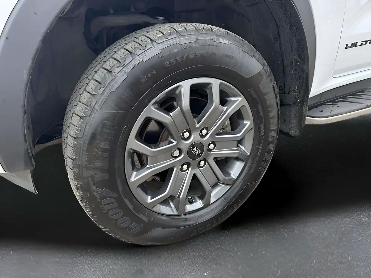 Used 2024 Ford Ranger Wildtrak White - Interior and Exterior details 17