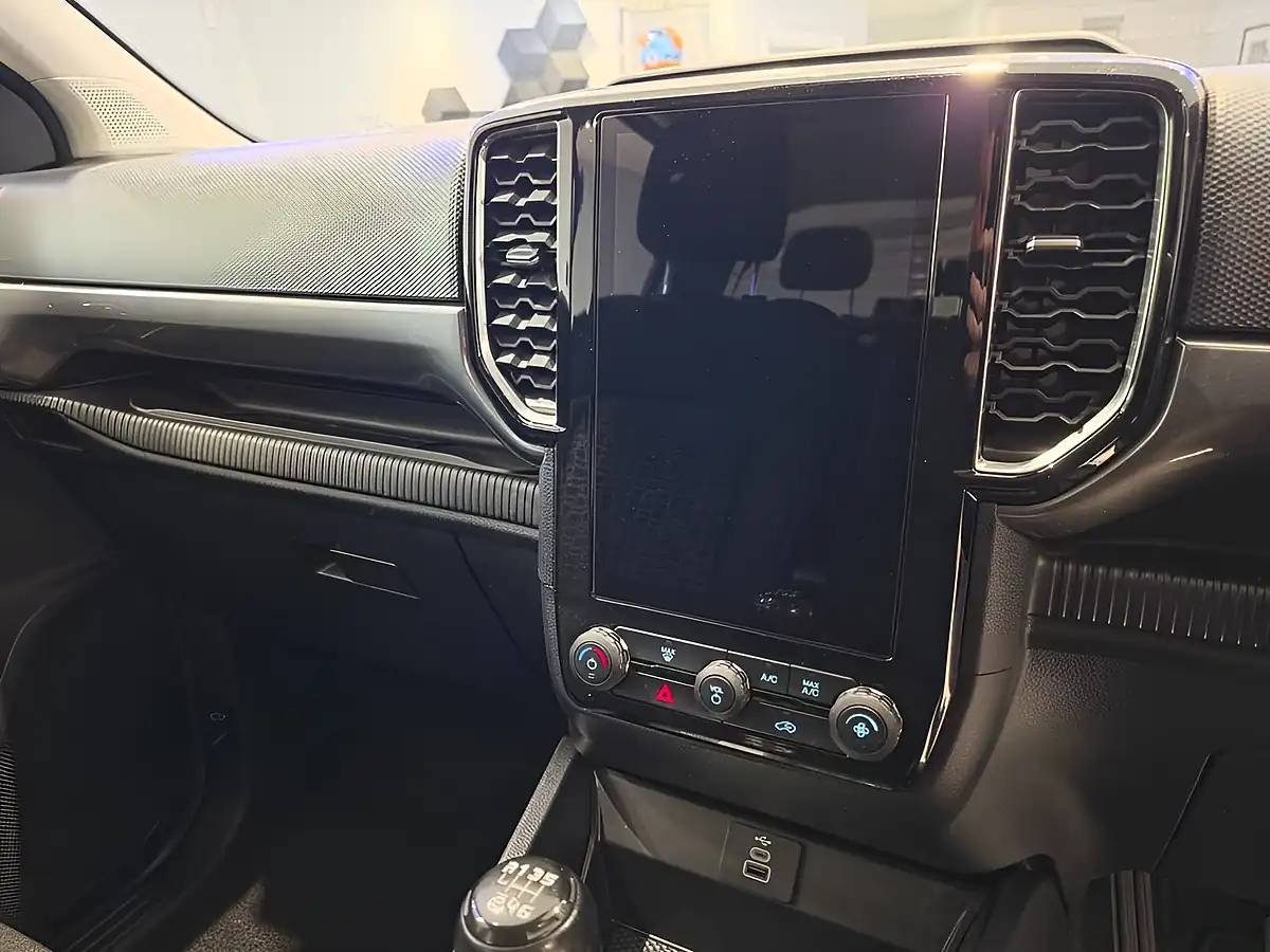 Used 2024 Ford Ranger Xlt Zenith ZT1 Edition White - Interior and Exterior details 11