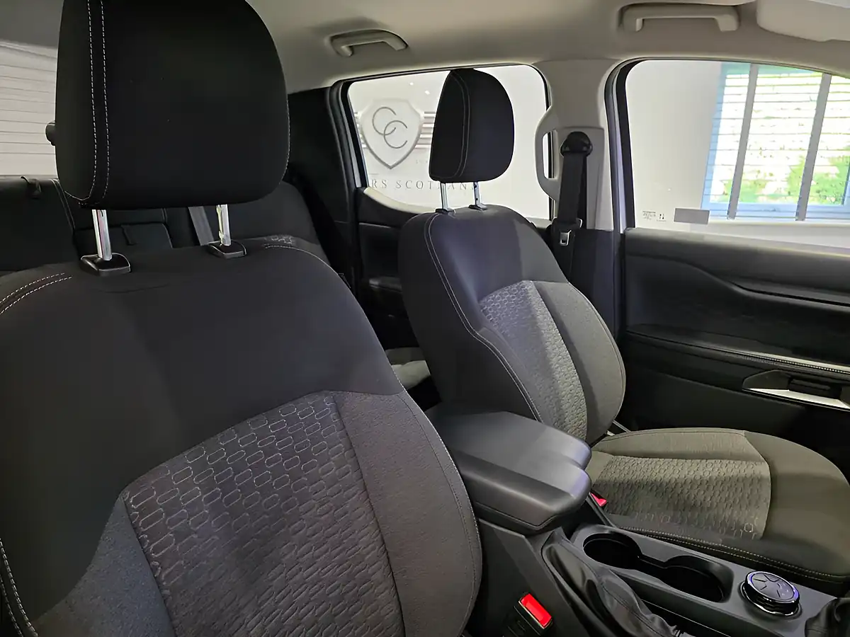 Used 2024 Ford Ranger Xlt Zenith ZT1 Edition White - Interior and Exterior details 14