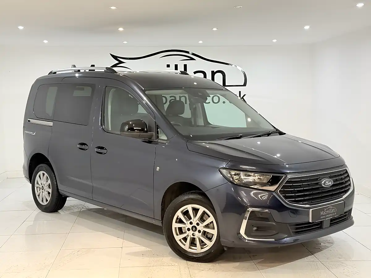 Used 2024 Ford Tourneo Connect Titanium Midnight Blue - Interior and Exterior details 2