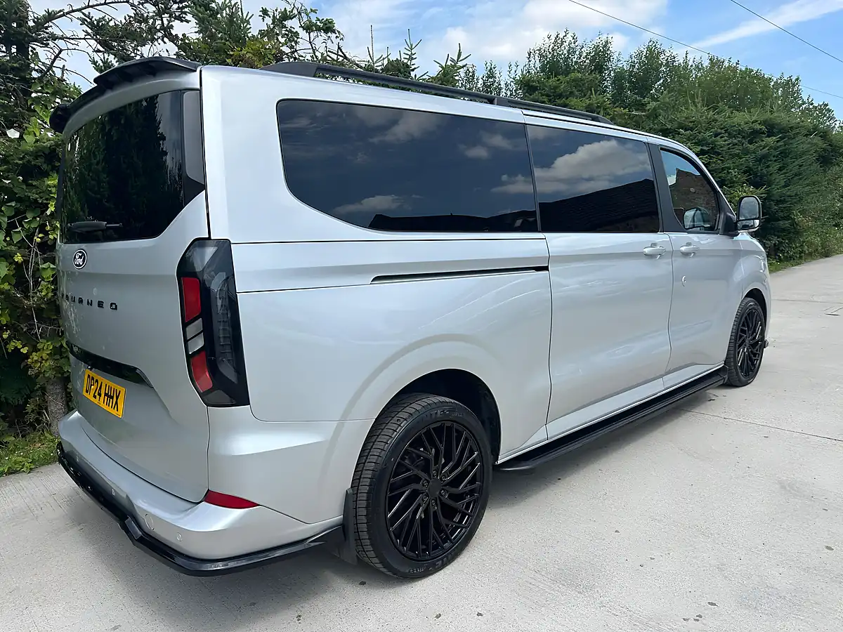 Used 2024 Ford Tourneo Custom - Interior and Exterior details 7