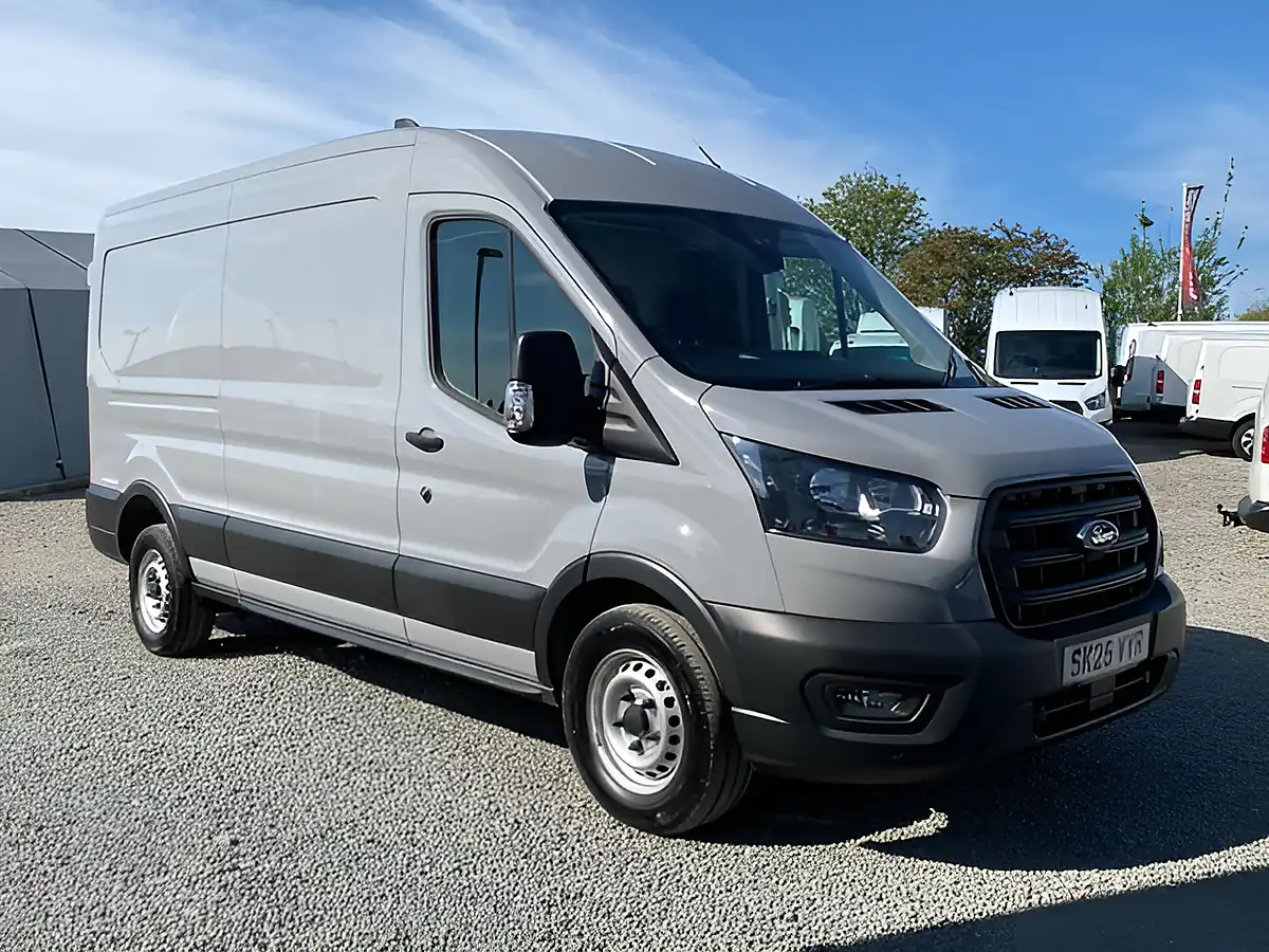 Used 2024 Ford Tourneo Custom Titanium Grey - Interior and Exterior details 6