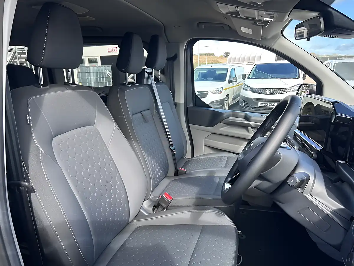 Used 2024 Ford Tourneo Custom Titanium Minibus Double Cab Grey - Interior and Exterior details 11