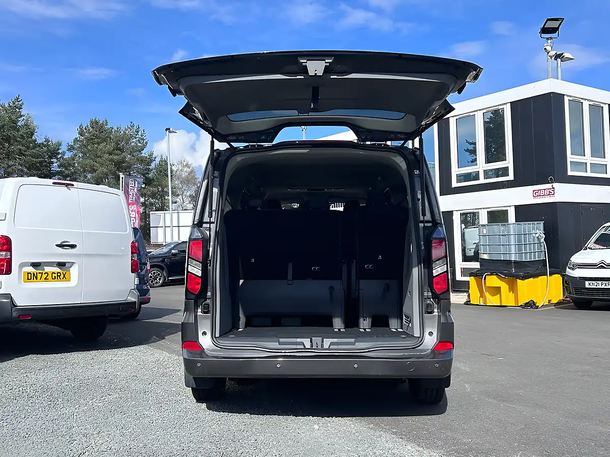Used 2024 Ford Tourneo Custom Titanium Minibus Double Cab Grey - Interior and Exterior details 6
