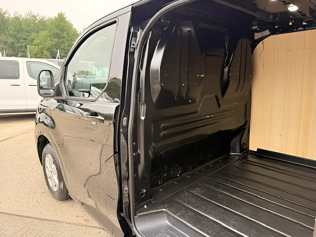 Used 2024 Ford Transit 280 Custom Limited Black - Interior and Exterior details 10