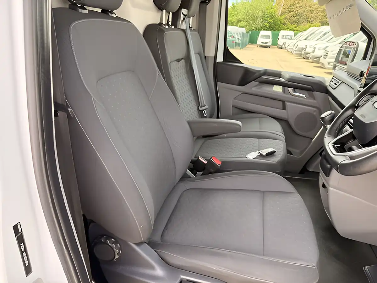 Used 2024 Ford Transit 280 Custom Limited White - Interior and Exterior details 17