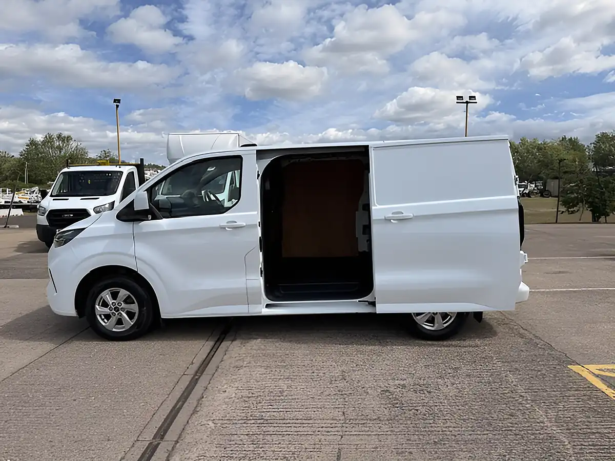 Used 2024 Ford Transit 280 Custom Limited White - Interior and Exterior details 8