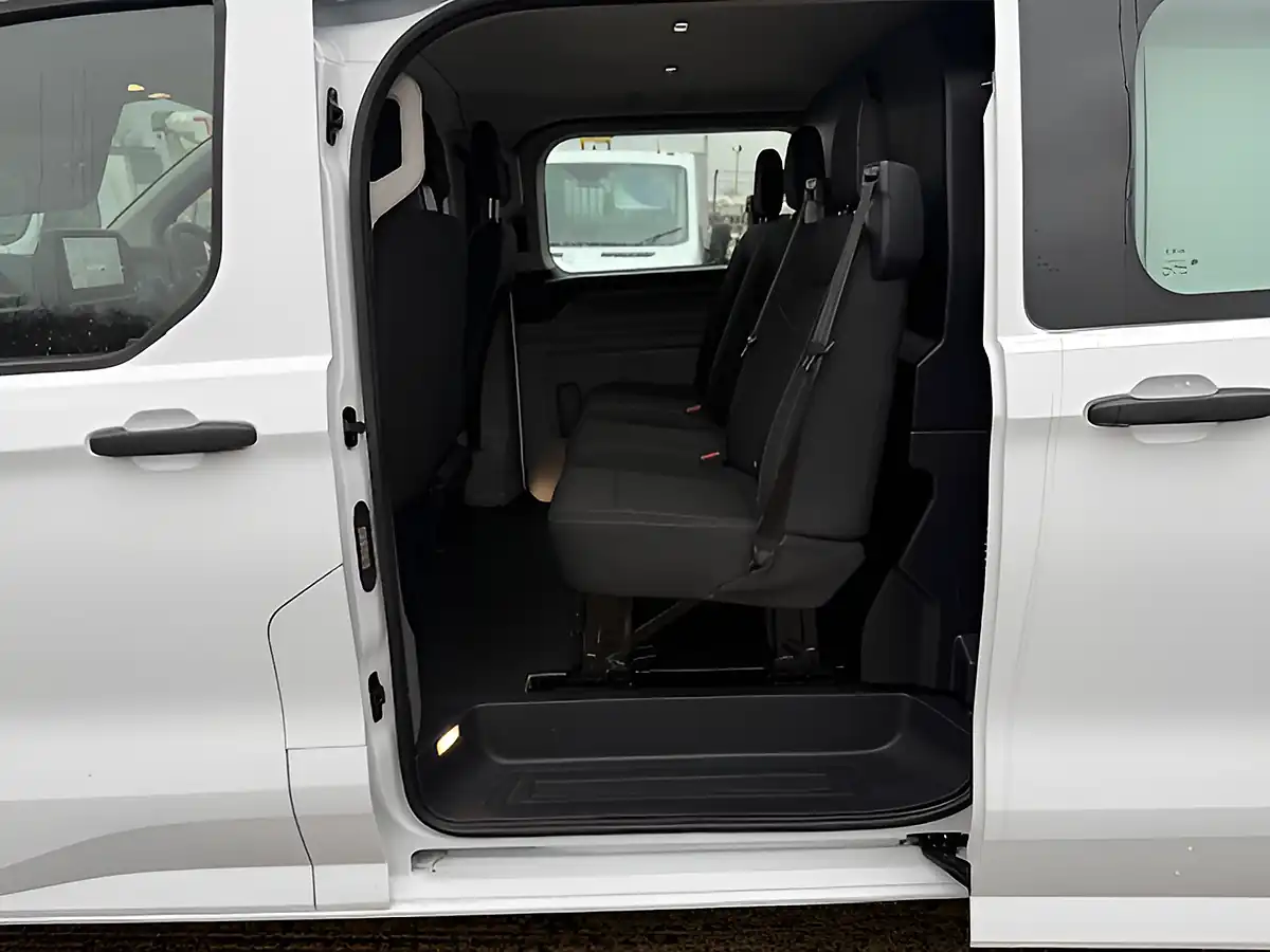 Used 2024 Ford Transit 300 Custom Trend White - Interior and Exterior details 17