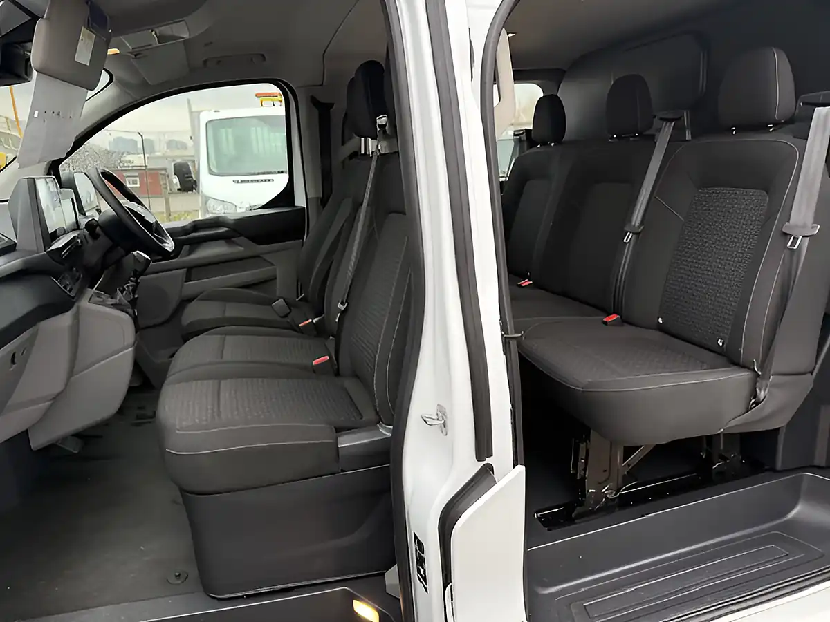 Used 2024 Ford Transit 300 Custom Trend White - Interior and Exterior details 19