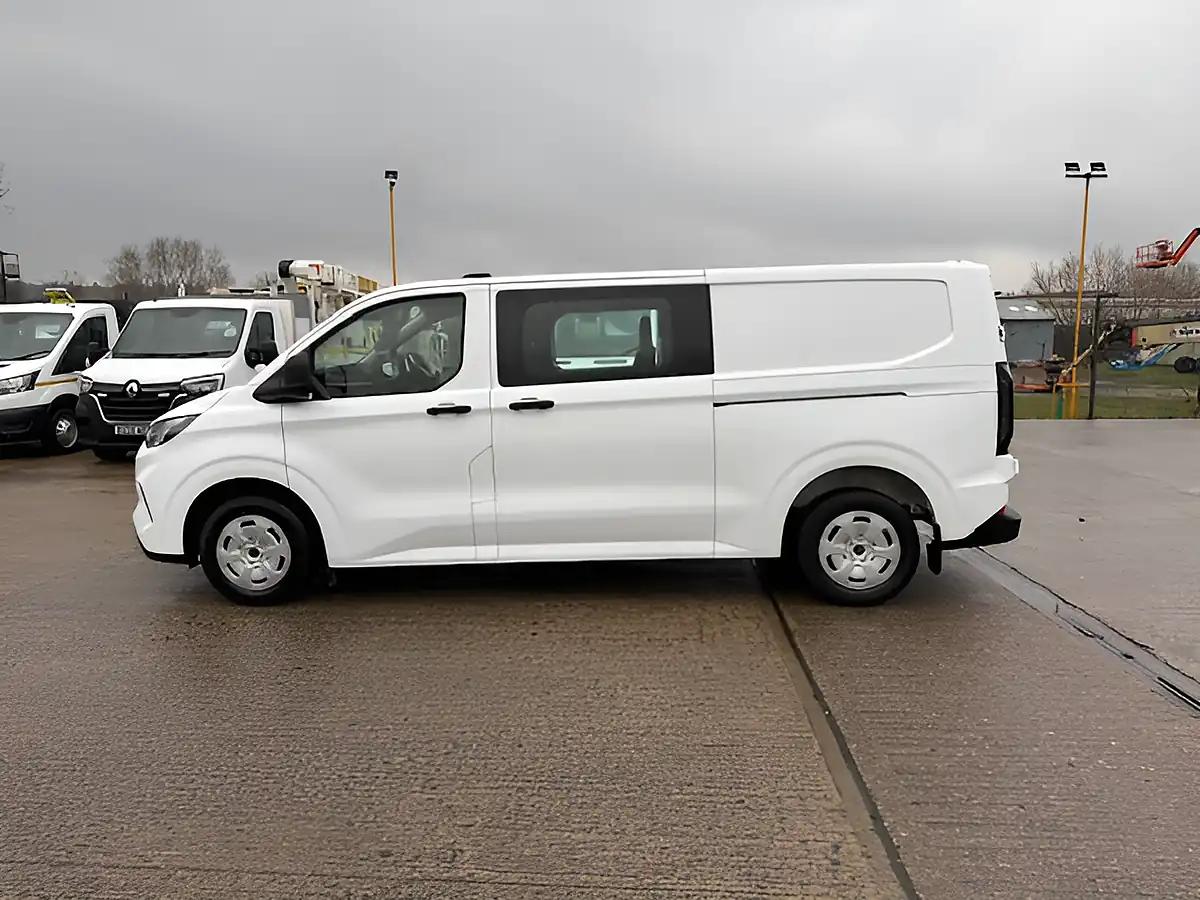 Used 2024 Ford Transit 300 Custom Trend White - Interior and Exterior details 8
