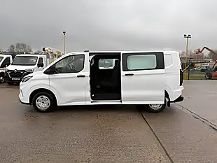 Used 2024 Ford Transit 300 Custom Trend White - Interior and Exterior details 9
