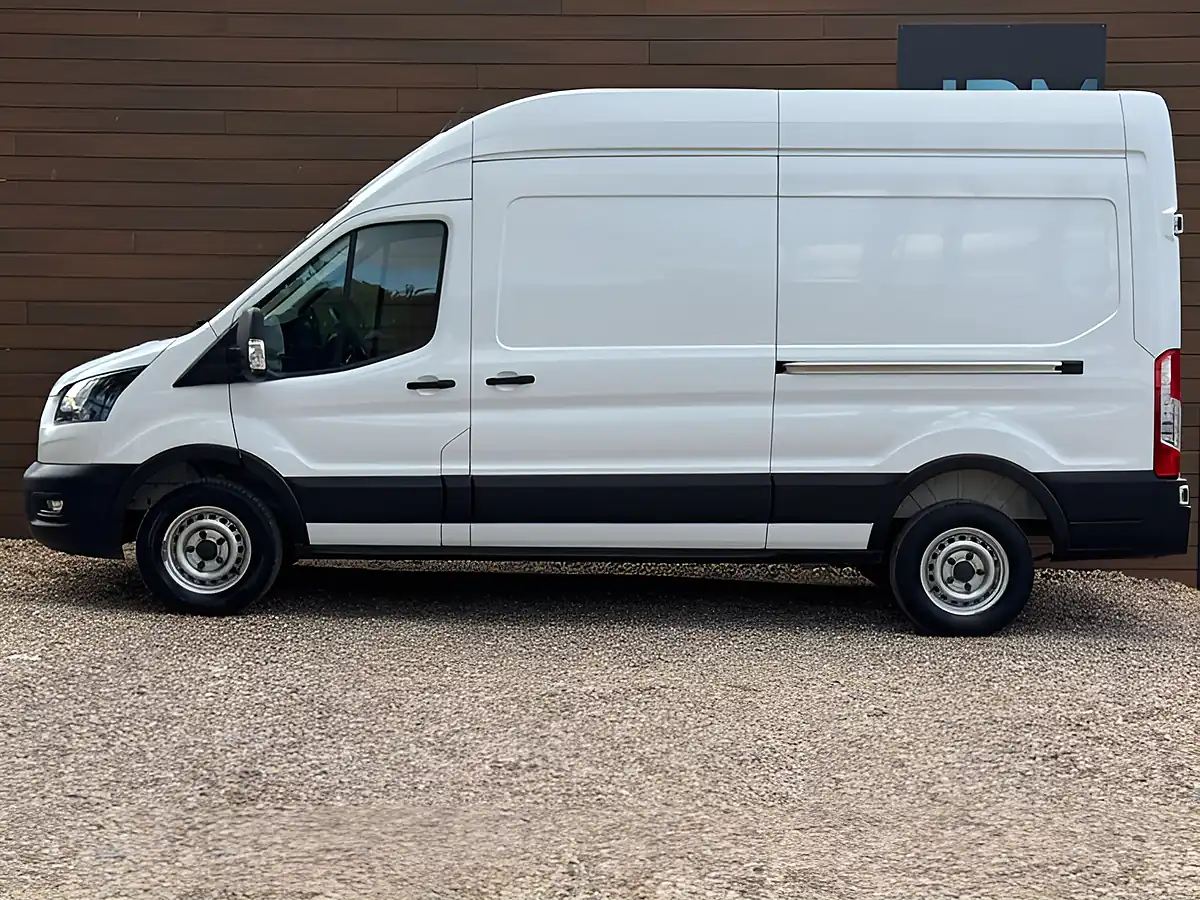 Used 2024 Ford Transit 350 Leader Frozen White - Interior and Exterior details 9
