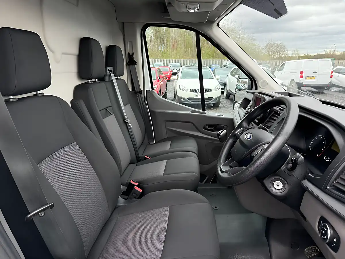 Used 2024 Ford Transit 350 Leader Frozen White - Interior and Exterior details 9