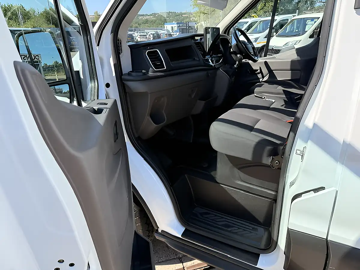 Used 2024 Ford Transit 350 Limited White - Interior and Exterior details 11