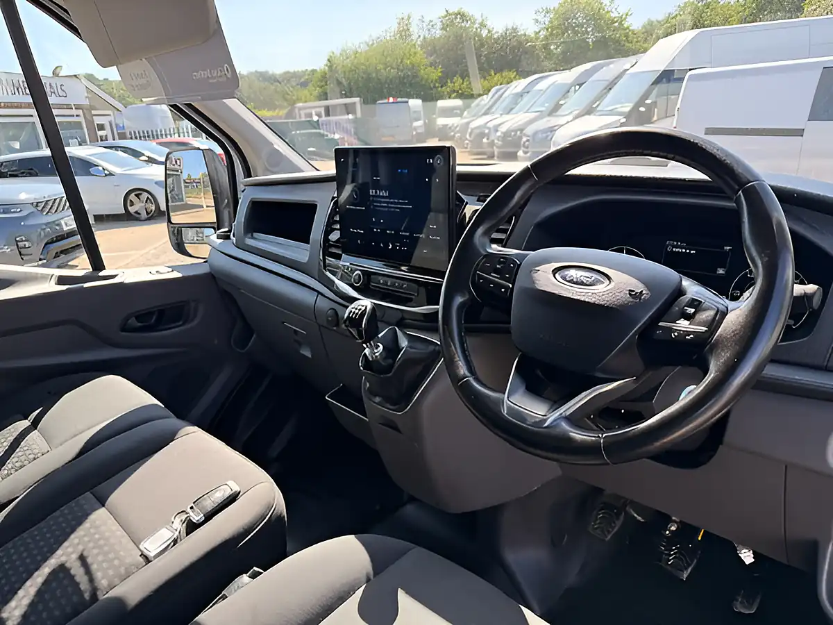 Used 2024 Ford Transit 350 Limited White - Interior and Exterior details 14
