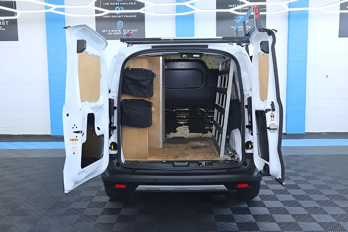 Used 2024 Ford Transit Courier Active White - Interior and Exterior details 13