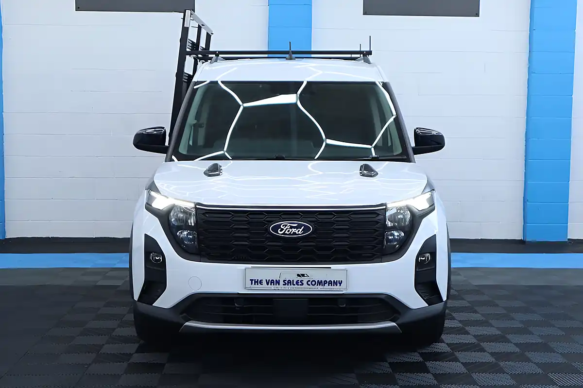 Used 2024 Ford Transit Courier Active White - Interior and Exterior details 5