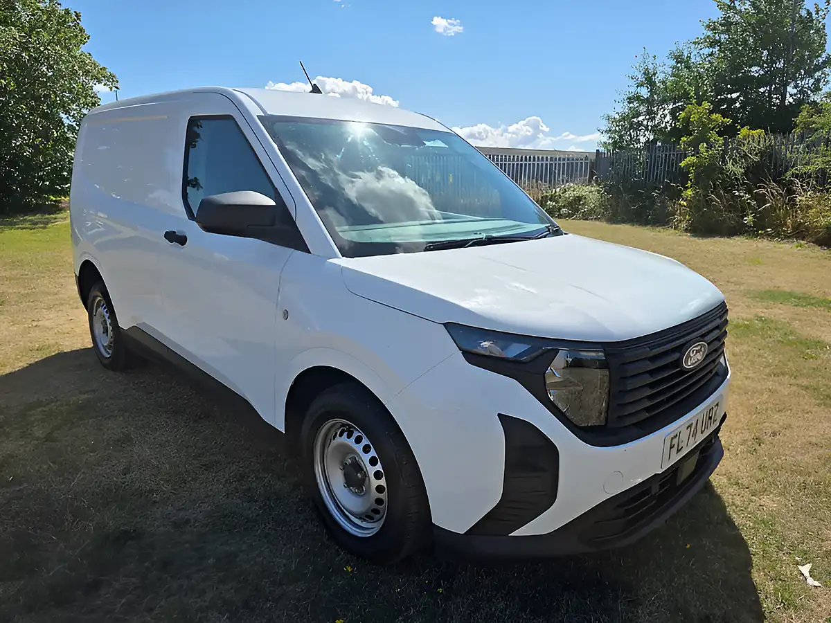 Used 2024 Ford Transit Courier Panel Van White - Interior and Exterior details 7